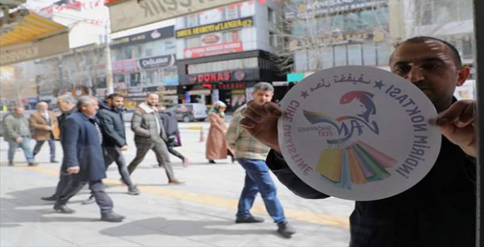 Van esnafı İranlı turistler için hazırlık yapıyor