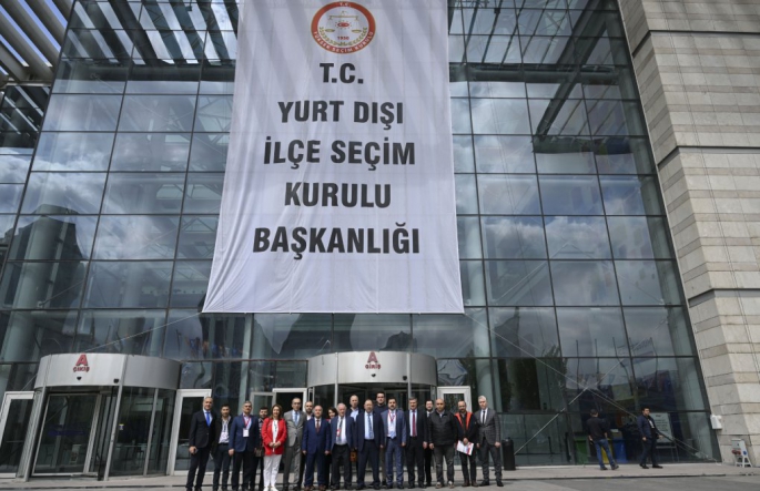 Yurt dışında oy verme oranı yüzde 53