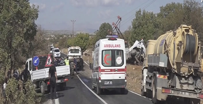 Zincirleme trafik kazası: 1 ölü, 6 yaralı